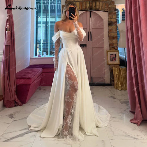 Lakshmigown Robe de mariée en satin plissé à épaules dénudées, manches longues en dentelle, coupe trapèze, traîne 