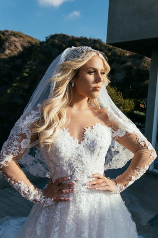 Long Sleeves Sweetheart A-Line Princess Wedding Dress with Lace