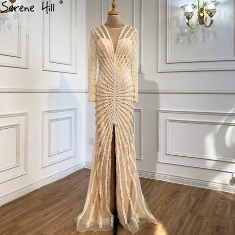 Vestidos de noche largos de sirena con escote en V y abertura, con lujosos detalles de cuentas negras, ideales para fiestas y ocasiones especiales. Foto real LA70183 