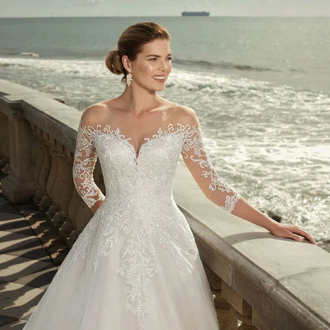 MACDUGAL Exquisite Three-Quarter Sleeves Mopping O-Neck Lace Charming Applique Back Lace Double Button Wedding Dress