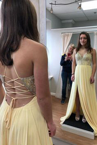 Robes de bal longues en mousseline, coupe trapèze, col en V, bretelles spaghetti et fente, ornées de perles dans le dos.