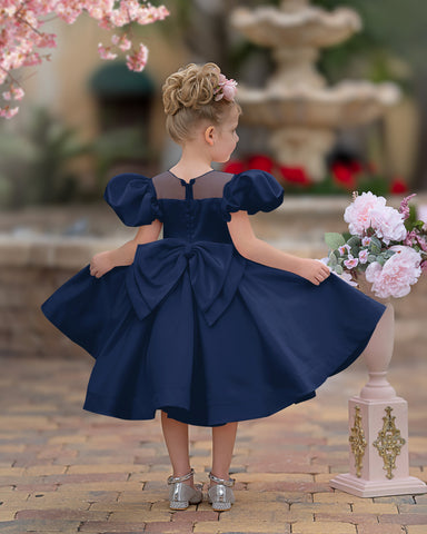 Ball-Gown/Princess Satin Knee-length Flower Girl Dress