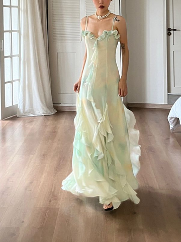 Magnifique robe de bal verte en mousseline à volants superposés et bretelles, référence Y7897