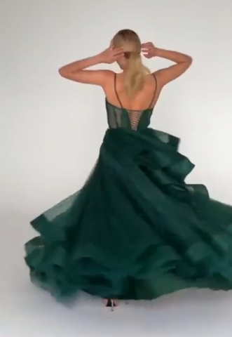 Vestido de noche brillante verde con corsé, corte en A, modelo Y6339