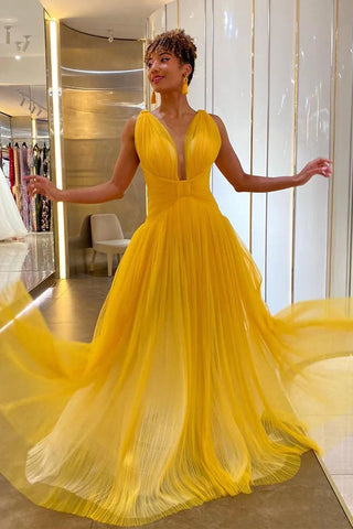 Robe de bal longue jaune à décolleté plongeant VMP154
