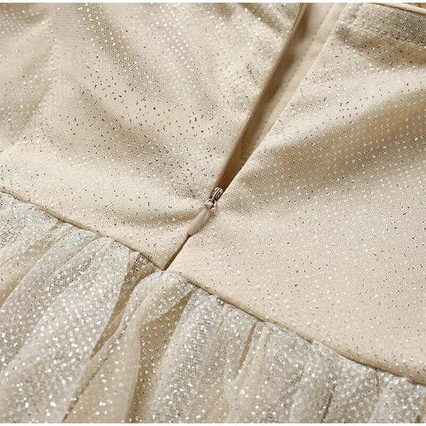 Robe de bal trapèze en tulle scintillant à décolleté cœur