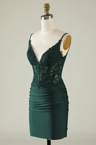 Vestido de fiesta verde oscuro ajustado con escote en V, plisado y con apliques Y2660