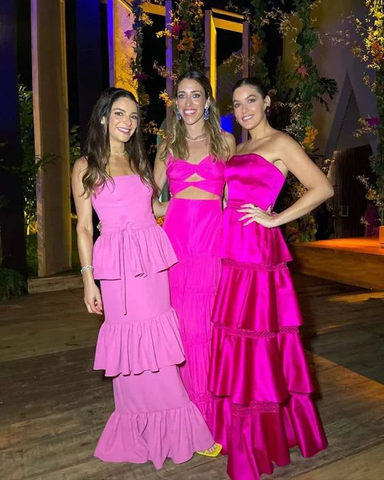 Precioso vestido de fiesta de satén rosa fucsia sin tirantes con volantes, corte en A, modelo Y8003