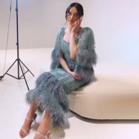 Robe de soirée sirène turquoise luxueuse, élégante, avec plumes et perles, pour femme, modèle LA71807, 2025 