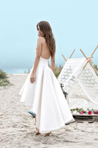 Robe de mariée simple blanche à bretelles spaghetti et décolleté en cœur, style plage, MW223