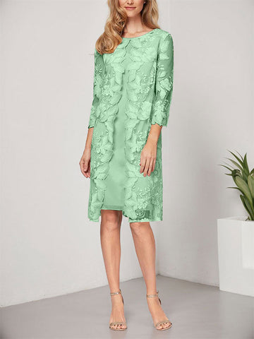 Vestido de corte A, escote redondo, largo hasta la rodilla, de gasa y encaje, para la madre de la novia, con chaqueta. 