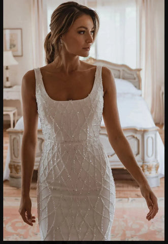 Robes de mariée sirène à sequins 2023 pour femmes, robes de mariée modernes sans manches à col carré en satin et tulle, robes de mariée