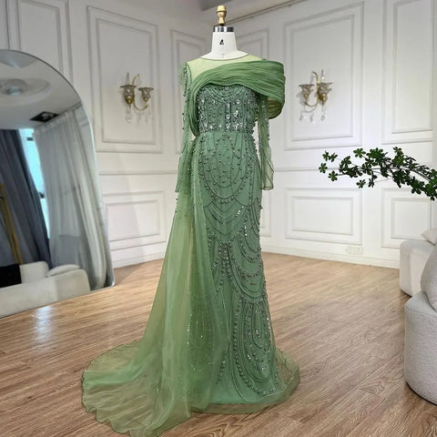 Vestido de noche color nude con cristales estilo sirena, sobrefalda y mangas largas LA72348