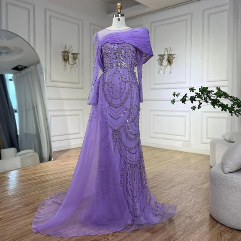 Vestido de noche color nude con cristales estilo sirena, sobrefalda y mangas largas LA72348