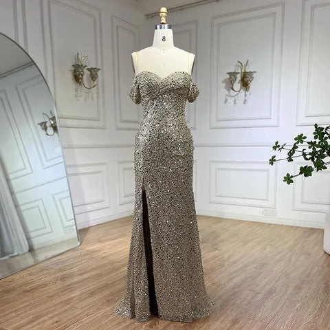 Vestidos de noche de lujo estilo sirena, color blanco nude, con escote barco y abertura alta, ideales para bodas y fiestas (2025) LA72301 