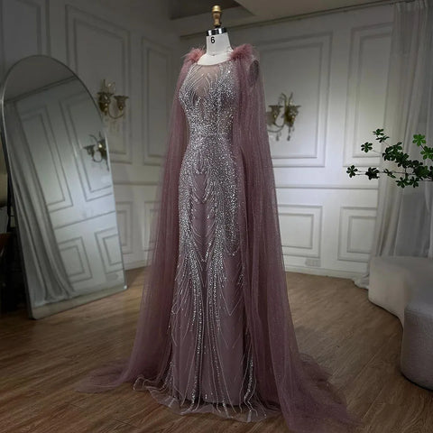 Robe de soirée sirène rose arabe avec plumes élégantes et luxueuses, manches cape perlées, pour soirée femme 2025 LA71709A 