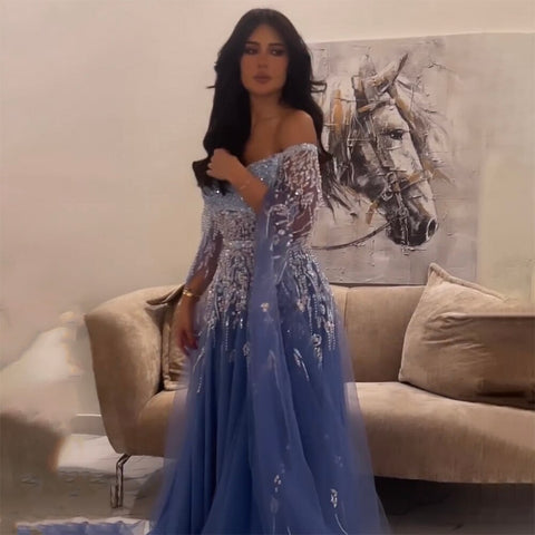 Vestido de noche de lujo azul, corte A, sexy, con hombros descubiertos, mangas tipo capa y cuentas, estilo árabe, para mujer, 2025 LA71836 