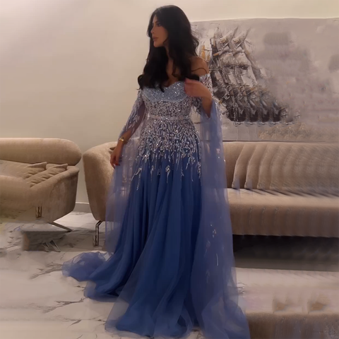 Robe de soirée luxueuse bleue à épaules dénudées et manches cape, coupe trapèze, avec perles, style arabe, 2025, LA71836 