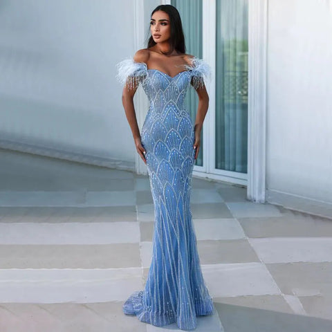Robe de soirée sirène bleue élégante, épaules dénudées, plumes et perles, longue, pour femmes, modèle LA72028, 2025 