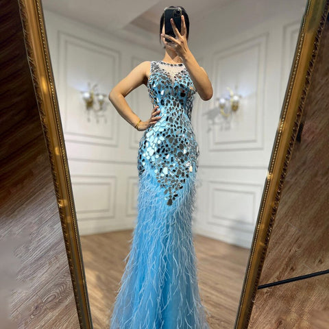 Vestido de noche sirena con plumas, sin mangas y cuello redondo, azul, elegante, formal, para mujer, 2025 LA72081 