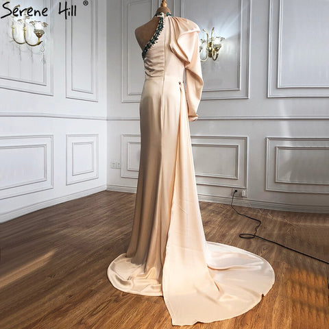 Vestidos de noche de satén suave color champán, estilo sirena, con un solo hombro y abertura alta, para mujer, colección 2025, modelo LA70877 
