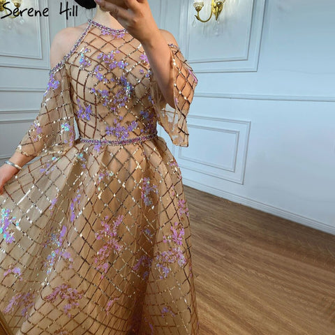 Vestido midi dorado de lujo hasta el tobillo, ideal para fiestas de noche y bodas (colección 2025). Modelo LA71051. 