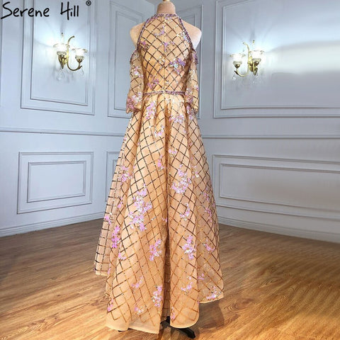 Vestido midi dorado de lujo hasta el tobillo, ideal para fiestas de noche y bodas (colección 2025). Modelo LA71051. 