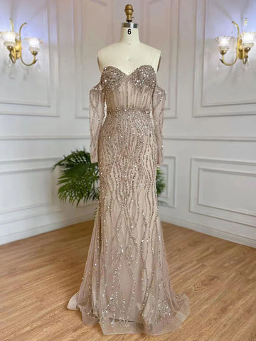 Robe de soirée élégante grise à bretelles spaghetti et perles, style sirène, idéale pour un mariage, collection 2025, LA71650 
