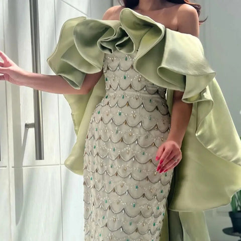 Vestidos de noche de lujo verde salvia de Dubái Arabia con capa y cuentas para mujer, vestido de fiesta de boda 2025 LA72567 