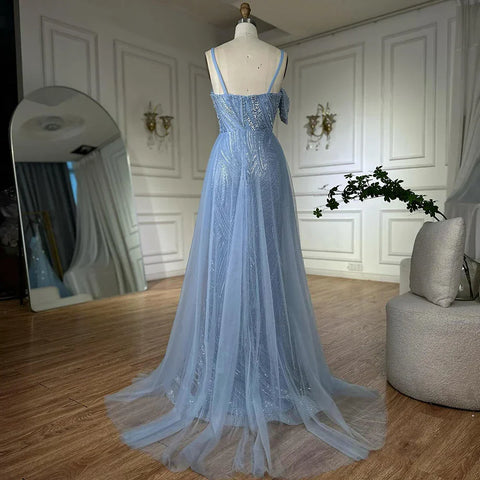 Vestido de noche de sirena con falda azul claro y tirantes finos con cuentas para ocasiones formales 2025 LA72341A