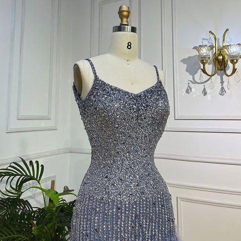 Robe de soirée courte rose style sirène, bretelles spaghetti, perles et plumes, pour femme, modèle LA72039, 2025 