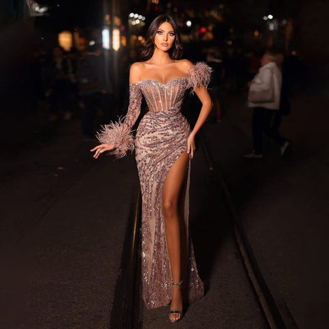 Rose Gold Off Shoulder One Sleeve Mermaid Feathers Evening Dresses High Split Sexy Party Gowns For Women LA72082