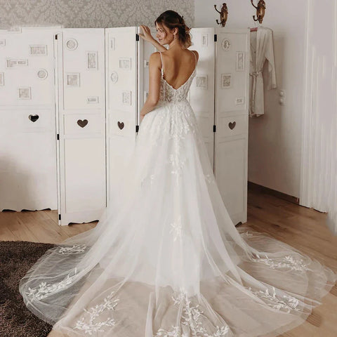 Sexy Off Shoulder Sleeveless Mopping Wedding Dresses Spaghetti Straps V-Neck Simple White Backless Pleat Princess Bride Gowns