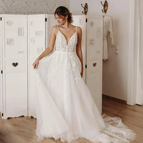 Sexy Off Shoulder Sleeveless Mopping Wedding Dresses Spaghetti Straps V-Neck Simple White Backless Pleat Princess Bride Gowns