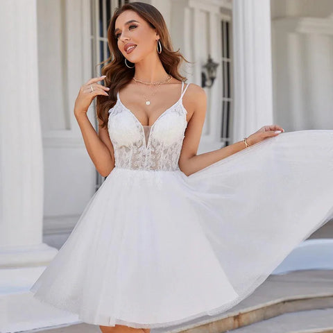 Vestido de novia corto sexy con tirantes y apliques de cuentas, minivestido de tul brillante para mujer 