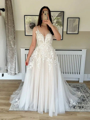 Sexy Spaghetti Straps V Neck Wedding Dresses For Women Backless Bridal Gowns Sweep Train Lace Applique A Line Vestido De Novia