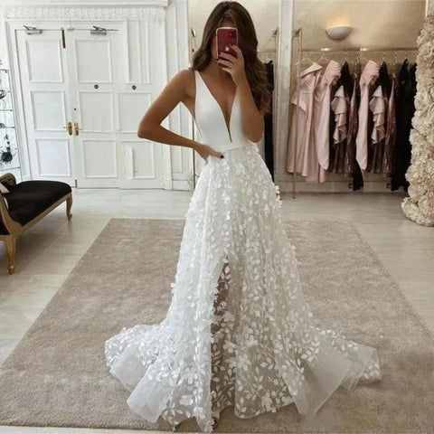 Sexy V Neck Lace Appliques A Line Wedding Dress 2023 Off the Shoulder Satin Bridal Gown Sweep Backless Floor Robe De Mariée