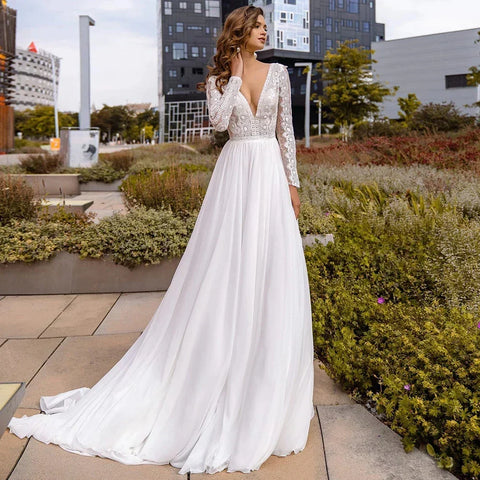 Simple Chiffon Boho Wedding Dresses Deep Sexy V Neck Long Sleeves Flowy Bohemian Bridal Wedding Gowns Backless A Line Robe Maria