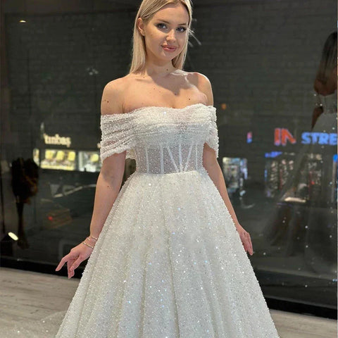 Sparkling Lace Off Shoulder Sweetheart Mopping New Wedding Dresses Bridal Gowns Backless Beautiful Appliques Sweep Train Beach