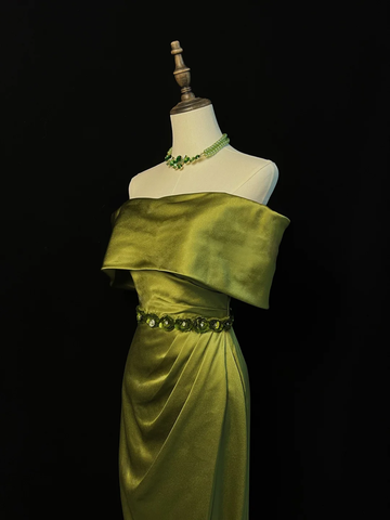 Elegante vestido de fiesta de satén verde oliva con hombros descubiertos y abertura, estilo sirena, modelo Y8650