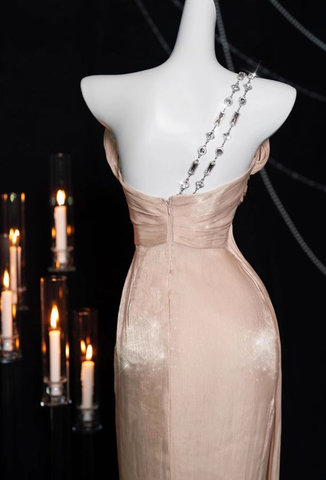 Robe de soirée fourreau rose à une épaule Y8199