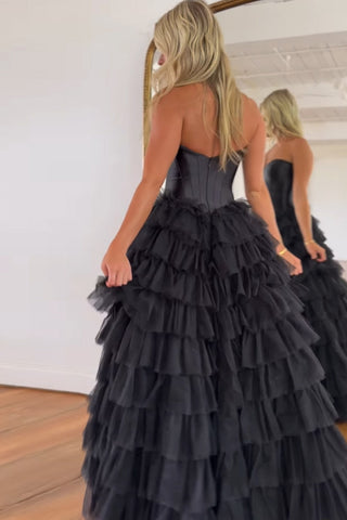 Vestido de graduación de tul con escote corazón y corte en A con abertura