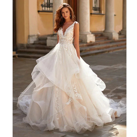 Wedding Dresses 2023 Bohemia A-line Sexy V-neck Pleated Backless Button Bridal Gowns Women's Elegant Backless Vestidos De Novia