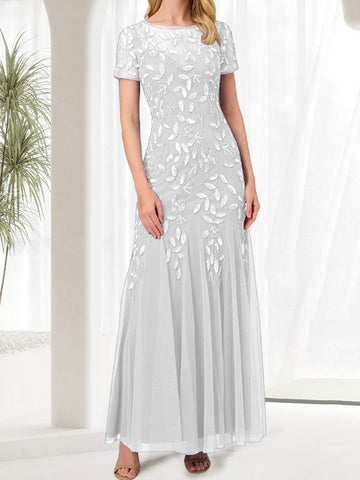 Vestido largo azul de sirena con cuello redondo para la madre de la novia con pedrería