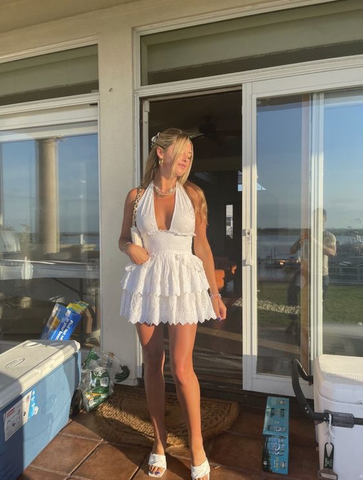 Vestido corto de fiesta blanco con escote halter para baile de bienvenida Y2018