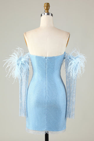 Robe de bal courte bleue moulante à perles avec manches amovibles