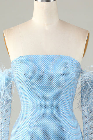 Robe de bal courte bleue moulante à perles avec manches amovibles