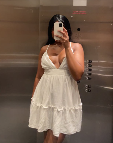 Vestido blanco de tirantes finos con escote en V para baile de bienvenida Y2849