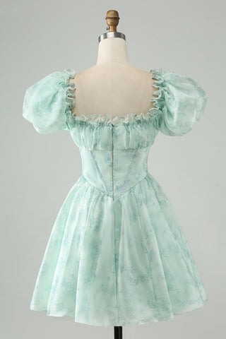 Robe courte de bal vert clair à col carré et imprimé floral, coupe trapèze et volants