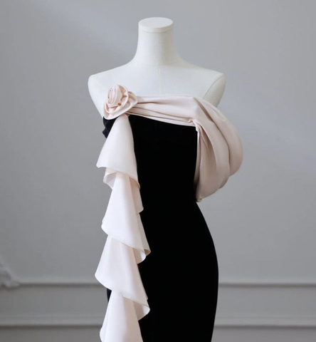 Robe de soirée élégante en satin avec traîne sirène, modèle Y6414